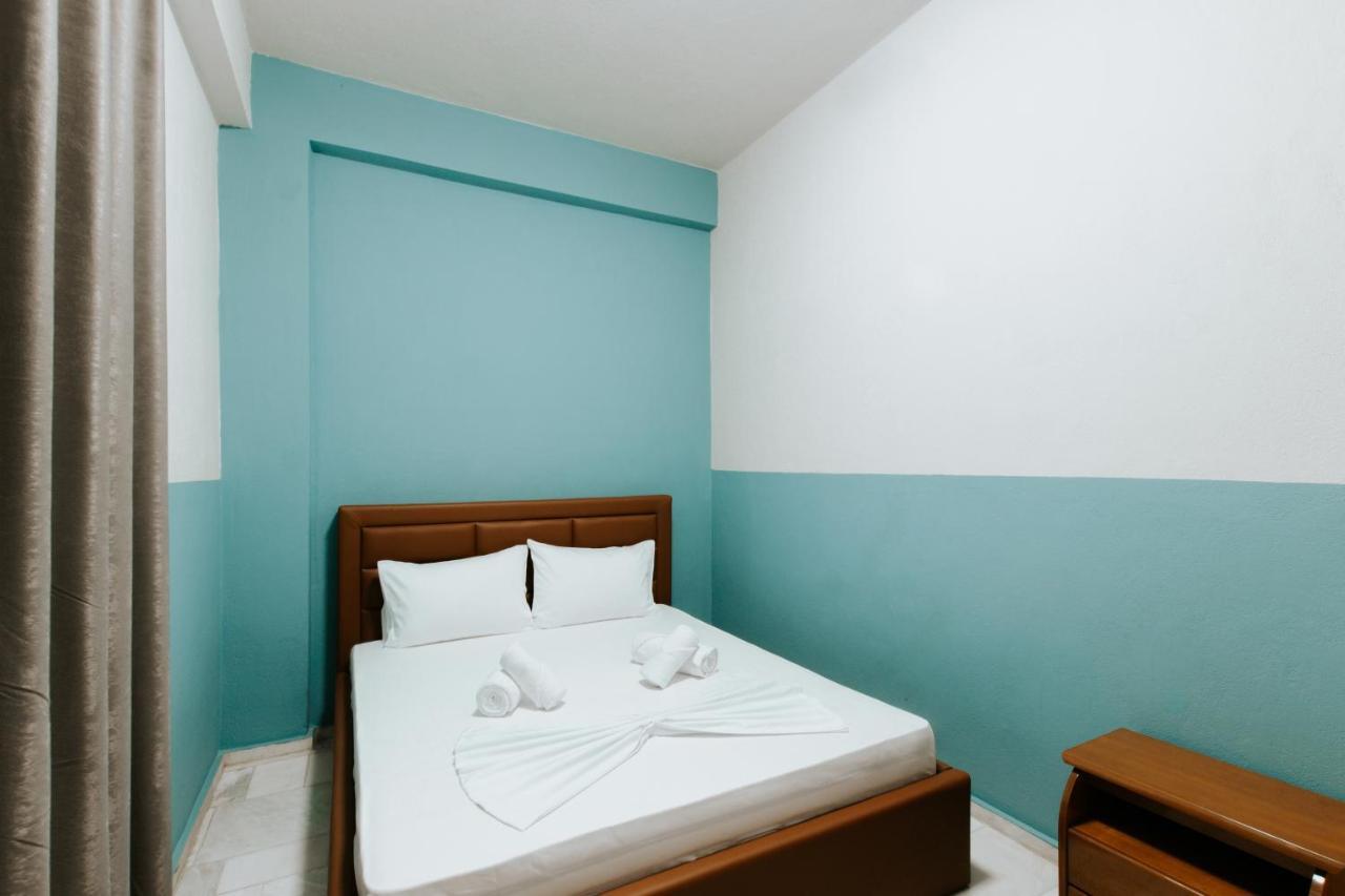 Hotel Lunxheria Gjirokastër 外观 照片